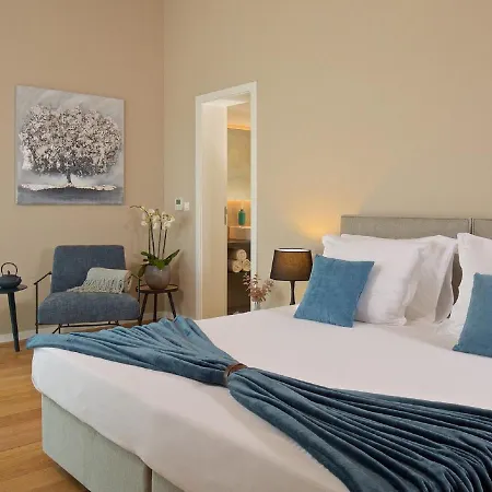 Enticing Holiday In With Jacuzzi Tatil Evi